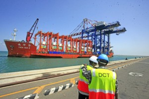 Dolareh port container terminal